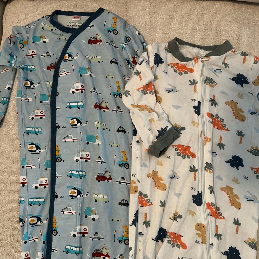 Magnetic me  and milkberry baby gown and Pajamas Set - Blue and Cream